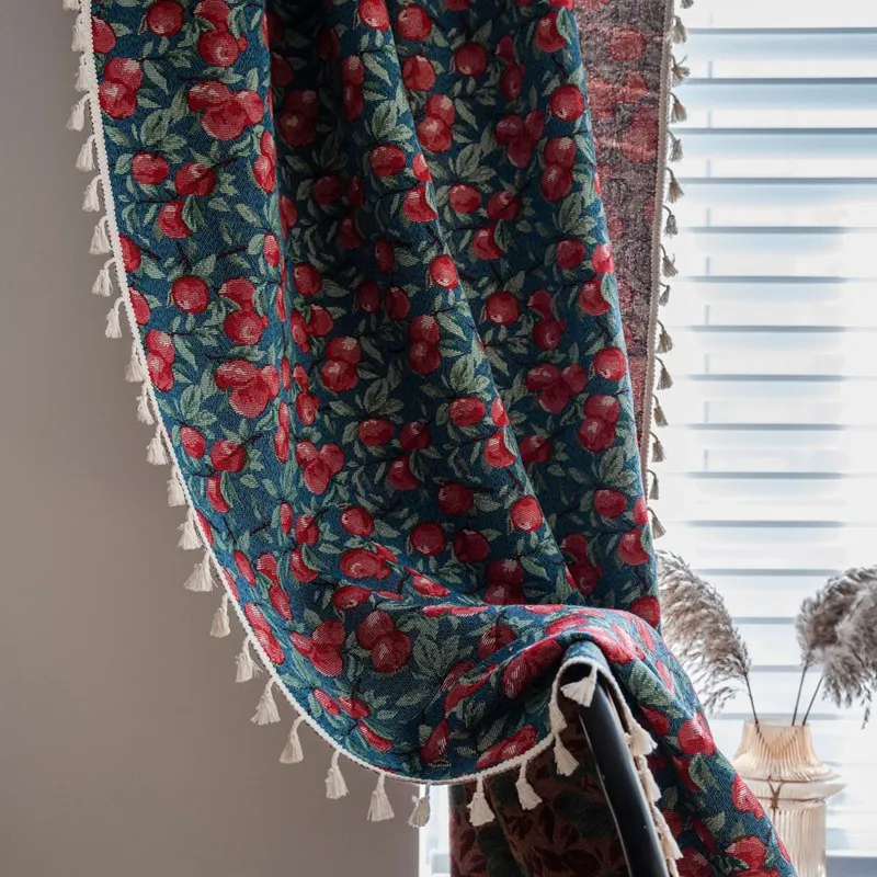 Шторы из полиэстера и хлопка Red Cherry Jacquard
Шторы из полиэстера и хлопка Red Cherry Jacquard