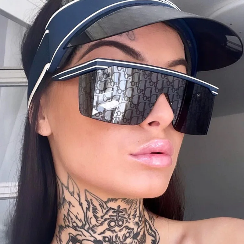 Солнцезащитные очки MYALICE без оправы для мужчин и женщин, цельные модные брендовые дизайнерские солнечные очки с надписью 
Солнцезащитные очки MYALICE без оправы для мужчин и женщин, цельные модные брендовые дизайнерские солнечные очки с надписью