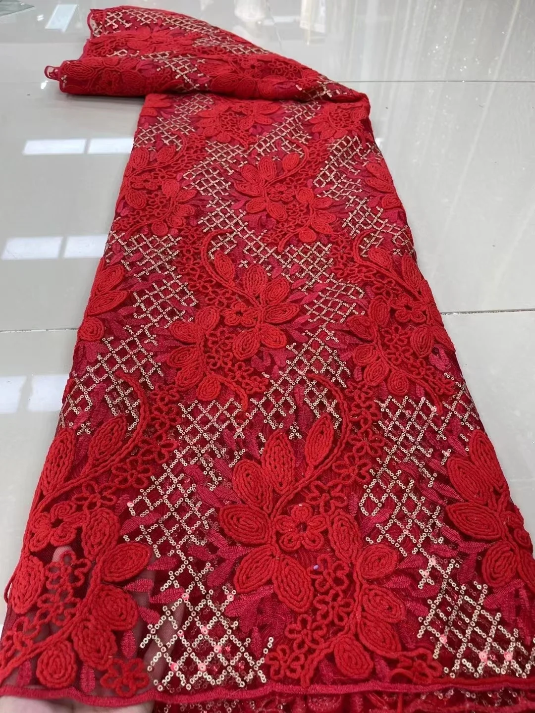 Luxury red Sequins African Lace Fabric 2022 High Quality Flowers Nigerian Embroidery French Beaded Lace Fabric For Dress
Luxury red Sequins African Lace Fabric 2022 High Quality Flowers Nigerian Embroidery French Beaded Lace Fabric For Dress