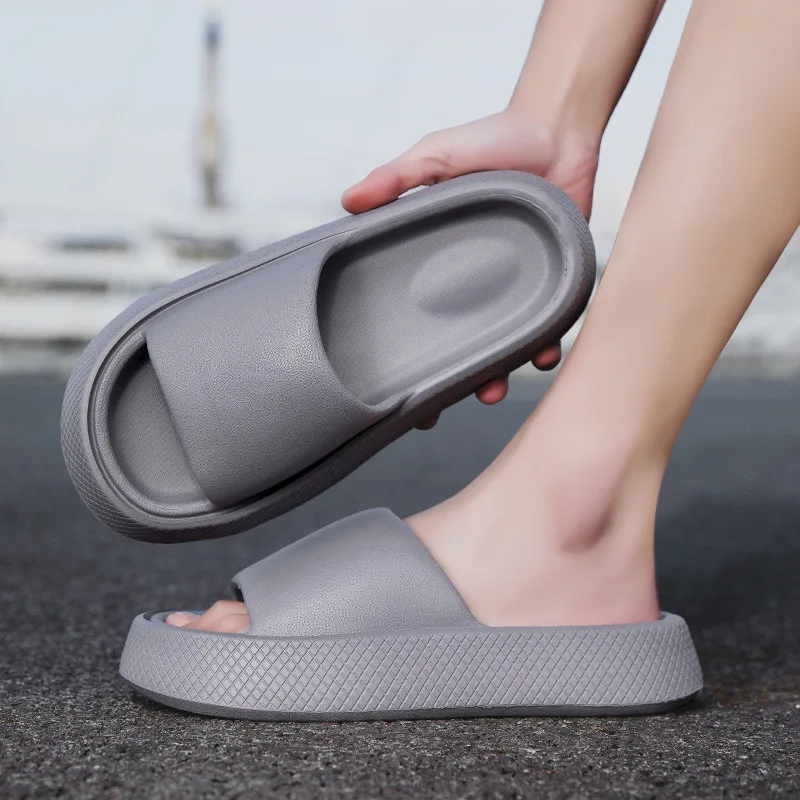 Summers New Men Slippers Thick Sole 4cm Bathroom Anti-Slip Slipper Soft Sandals Fashion Woman Couple Indoor Outdoors Slippers
Summers New Men Slippers Thick Sole 4cm Bathroom Anti-Slip Slipper Soft Sandals Fashion Woman Couple Indoor Outdoors Slippers