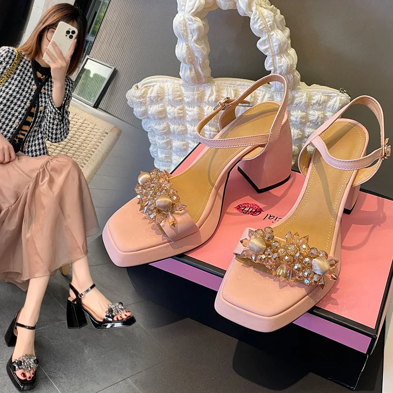 New Summer Women High Heels Sandals High Heels Fashion Open Toe Female Woman Shoes Fairy Wind Tie With Diamond High Heels
New Summer Women High Heels Sandals High Heels Fashion Open Toe Female Woman Shoes Fairy Wind Tie With Diamond High Heels