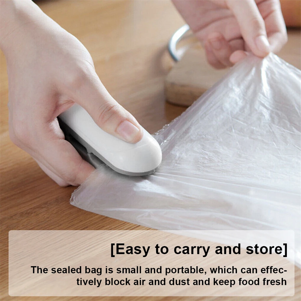 Handheld Sealing Machine Heat Sealer Small Snacks Biscuits Bags Sealed Tool Kitchen Gadget Accessories for Outdoor Brown 
Handheld Sealing Machine Heat Sealer Small Snacks Biscuits Bags Sealed Tool Kitchen Gadget Accessories for Outdoor Brown