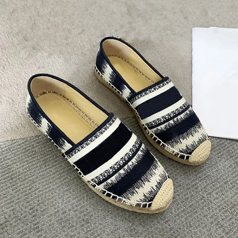 Casual Straw Embroidered Fisherman Shoes Women Round Toe Flat Shoes Ladies Black Loafers Flats Fashion Colorblock Canvas Shoes
Casual Straw Embroidered Fisherman Shoes Women Round Toe Flat Shoes Ladies Black Loafers Flats Fashion Colorblock Canvas Shoes