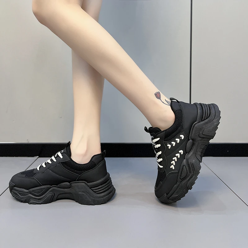 Women's Vulcanized Shoes 2022 Spring and Autumn Hollow Mesh Shoes of Women Lace-Up Sneakers Casual Shoes Femmes Tennis Shoes
Women's Vulcanized Shoes 2022 Spring and Autumn Hollow Mesh Shoes of Women Lace-Up Sneakers Casual Shoes Femmes Tennis Shoes