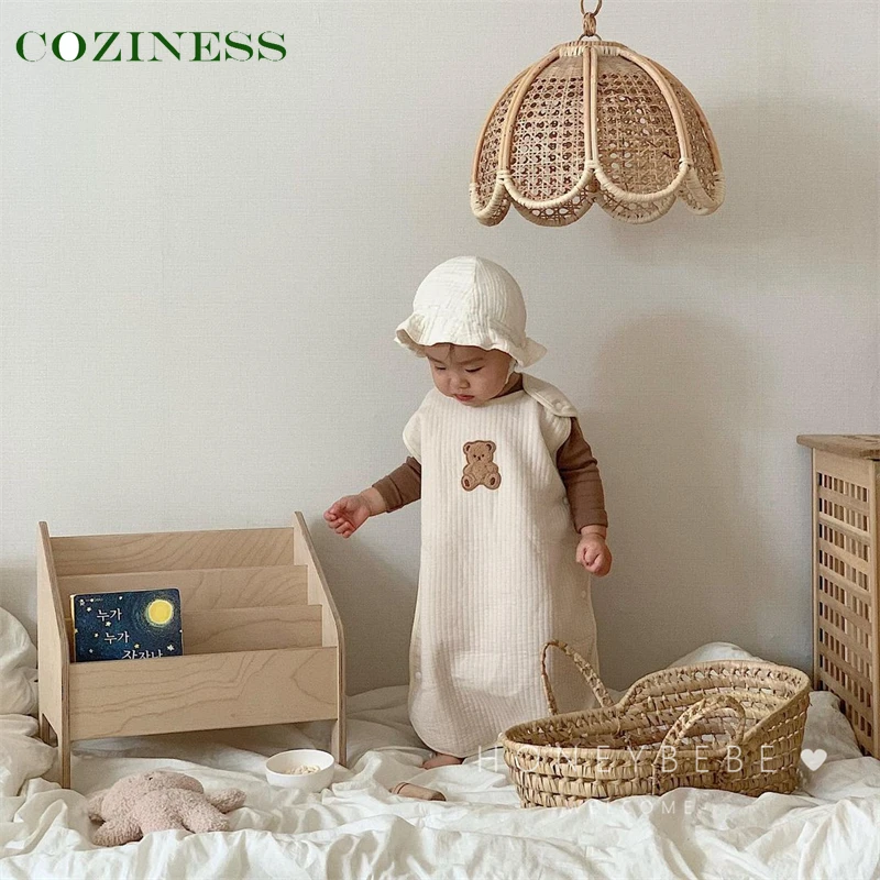 Детский комбинезон COZINESS, Детский жилет, стильное одеяло с защитой от ударов, мягкая хлопковая семейная одежда, подгузники с легкой заменой н...
Детский комбинезон COZINESS, Детский жилет, стильное одеяло с защитой от ударов, мягкая хлопковая семейная одежда, подгузники с легкой заменой н...