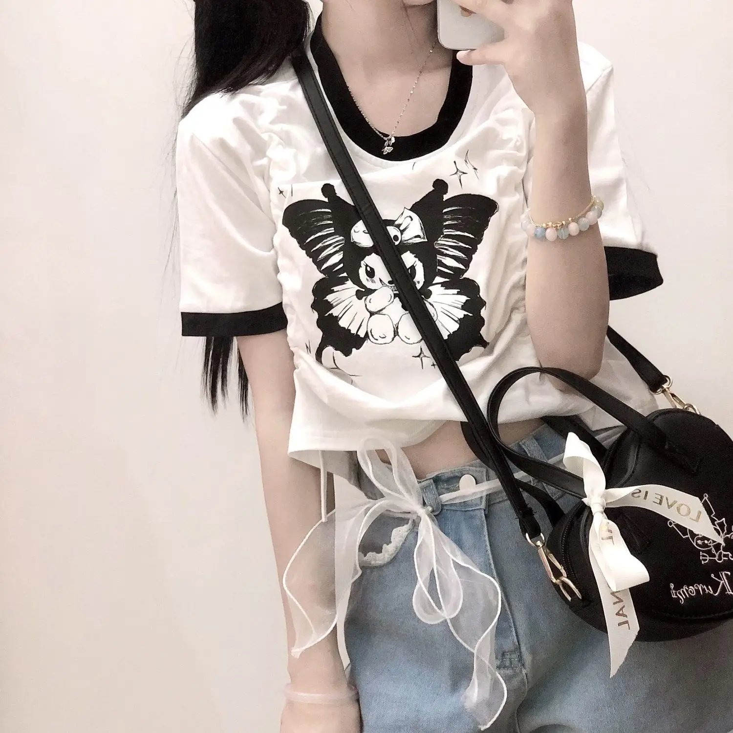 Sanrio Kuromi Sweet Black and White Contrast Color Short Sleeve Loose Girl Short Round Neck Drawstring Top T-shirt for Wome
Sanrio Kuromi Sweet Black and White Contrast Color Short Sleeve Loose Girl Short Round Neck Drawstring Top T-shirt for Wome