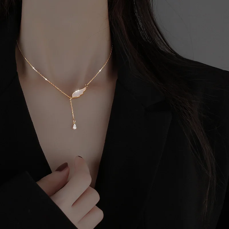S999 Sterling Silver Angel Wings Necklace Female Light Luxury Niche Design Sense Pendant Sweater Chain
S999 Sterling Silver Angel Wings Necklace Female Light Luxury Niche Design Sense Pendant Sweater Chain