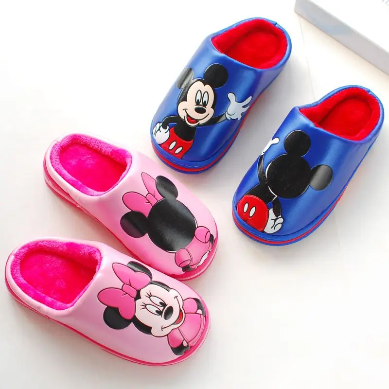 Disney Children's Cotton Slippers Boys Cartoon Mickey Winter Indoor Velvet Warm Cartoon Home PU Leather Waterproof Shoes Size 28
Disney Children's Cotton Slippers Boys Cartoon Mickey Winter Indoor Velvet Warm Cartoon Home PU Leather Waterproof Shoes Size 28