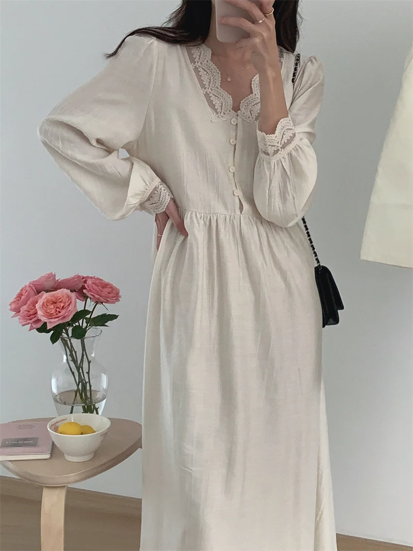Alien Kitty White Korea Elegance Women Long Dress Patchwork Lace Gentle High Waist A-Line New Spring Streetwear Full Sleeves
Alien Kitty White Korea Elegance Women Long Dress Patchwork Lace Gentle High Waist A-Line New Spring Streetwear Full Sleeves