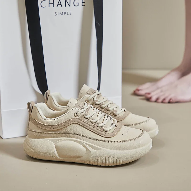 2024 New Fashion Spring Women Shoes Pu Leather Lace-Up Flat Platform Sneakers Women Thick Bottom Casual Shoes Footwear
2024 New Fashion Spring Women Shoes Pu Leather Lace-Up Flat Platform Sneakers Women Thick Bottom Casual Shoes Footwear