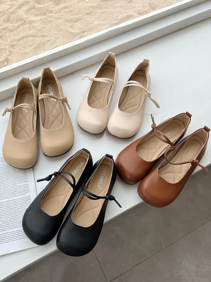 Black Sneakers Women's Shoes Casual Shoes Spring Woman-shoes Roses 2022 Fashion Buckle Strap Shallow PU Leisure Flat Rubber Squa
Black Sneakers Women's Shoes Casual Shoes Spring Woman-shoes Roses 2022 Fashion Buckle Strap Shallow PU Leisure Flat Rubber Squa