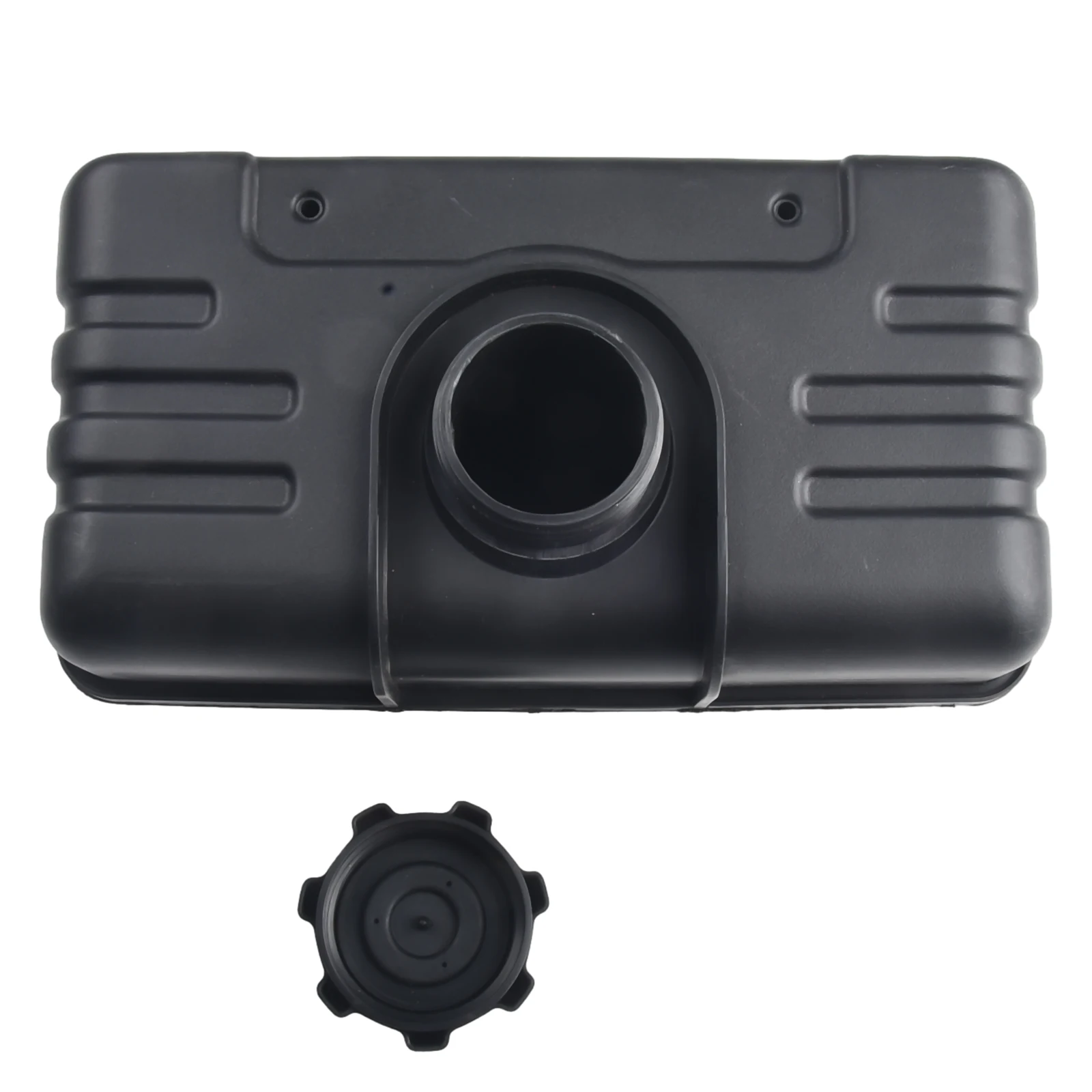 New Fuel Tank Accessory Durable Easy To Install Long Service Life Plastic Practical To Use For Chipper Shredder
New Fuel Tank Accessory Durable Easy To Install Long Service Life Plastic Practical To Use For Chipper Shredder