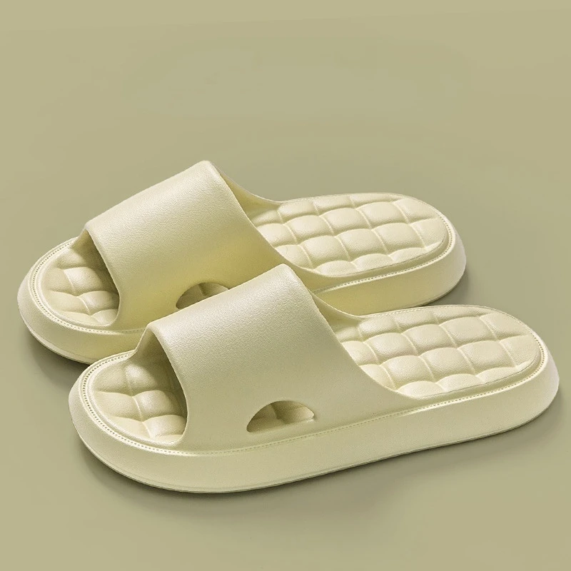 Сандалии на платформе для мужчин и женщин, мягкие Нескользящие босоножки на толстой подошве, Нескользящие тапочки для дома и ванной комнаты, лето
Сандалии на платформе для мужчин и женщин, мягкие Нескользящие босоножки на толстой подошве, Нескользящие тапочки для дома и ванной комнаты, лето