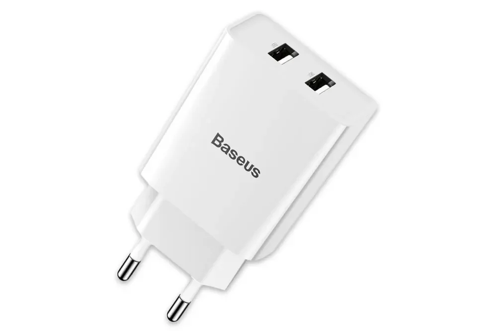 Сетевое зарядное устройство для телефона на 2 USB Baseus 10.5W 2A белая / Адаптер питания
Сетевое зарядное устройство для телефона на 2 USB Baseus 10.5W 2A белая / Адаптер питания