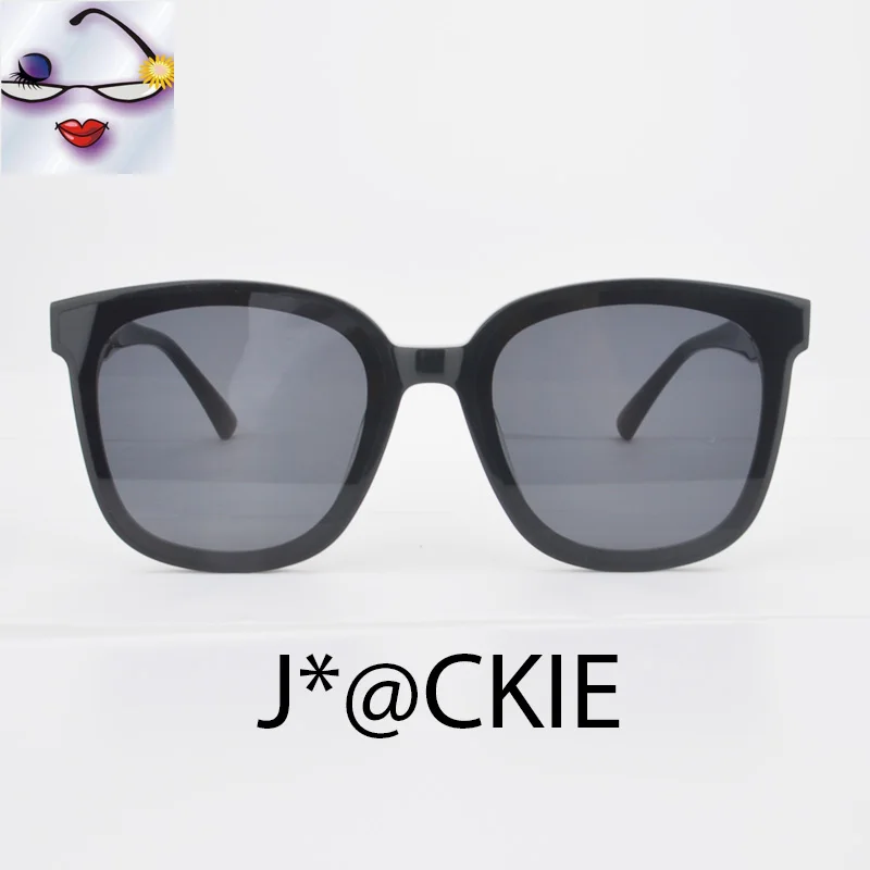 Солнцезащитные очки женские и мужские, 2023 г.
Солнцезащитные очки женские и мужские, 2023 г.