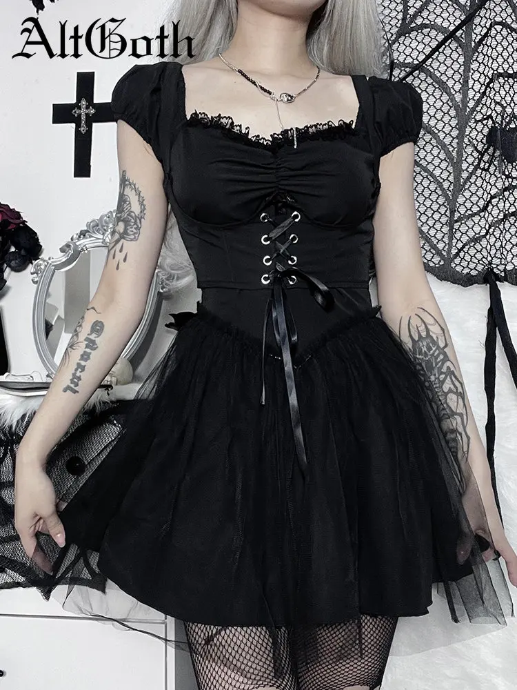 AltGoth Vintage Y2k Gothic Dress Women Aesthetic Elegant Fairycore Grunge Mesh Patchwork Bandage Corset Crop Tank Top Dress 2pcs
AltGoth Vintage Y2k Gothic Dress Women Aesthetic Elegant Fairycore Grunge Mesh Patchwork Bandage Corset Crop Tank Top Dress 2pcs