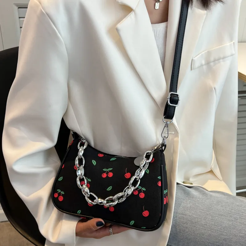 Cherry Print Messenger Bags for Women Soft Leather Crossbody Bag Trend Thick Chain Handbag Female New Brand Design Shoulder Bag
Cherry Print Messenger Bags for Women Soft Leather Crossbody Bag Trend Thick Chain Handbag Female New Brand Design Shoulder Bag