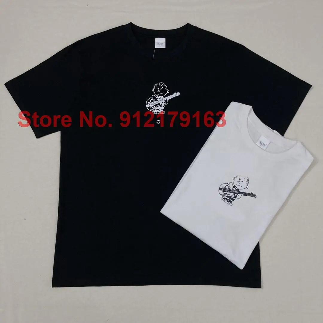 1:1 Best Version 21FW Rocker Tee Men Women HipHop Streetwear Cartoon Playing Guitar Short Sleve T-Shirt
1:1 Best Version 21FW Rocker Tee Men Women HipHop Streetwear Cartoon Playing Guitar Short Sleve T-Shirt