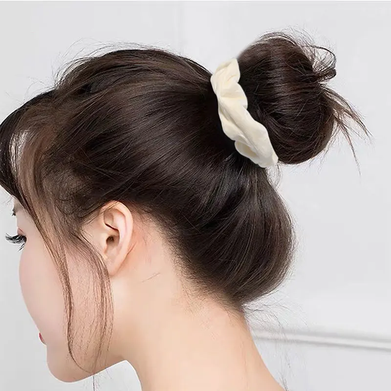 1 PC Korea Velvet Scrunchies Elastic Hair Bands Solid Color Headwear Women Girls Pleated Scrunchie Ponytail Hair Accessories
1 PC Korea Velvet Scrunchies Elastic Hair Bands Solid Color Headwear Women Girls Pleated Scrunchie Ponytail Hair Accessories