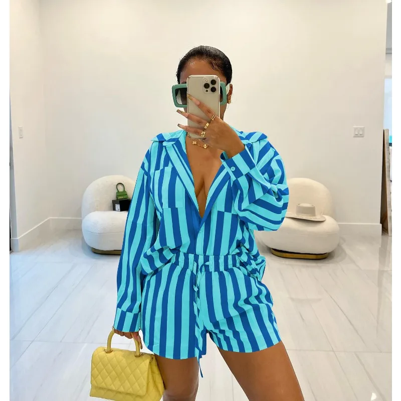 Fashion Striped Casual Two Piece Set for Women 2023 Summer Long Sleeve Pocket Shirt Shorts Loose Outfits Tracksuit Streetwear
Fashion Striped Casual Two Piece Set for Women 2023 Summer Long Sleeve Pocket Shirt Shorts Loose Outfits Tracksuit Streetwear