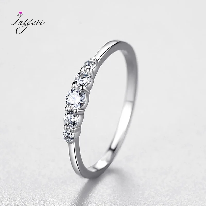 S925 Sterling Silver Ring Women Simple Classic Fashion Luxury Diamond Ring Party Wedding Anniversay Fine Jewelry Gifts Wholesale
S925 Sterling Silver Ring Women Simple Classic Fashion Luxury Diamond Ring Party Wedding Anniversay Fine Jewelry Gifts Wholesale