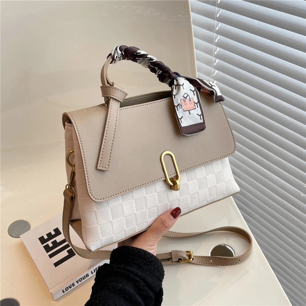 Fashion Short Handle Scarf Small Tote Handbags For Women 2022 Trend Double Zip Compartment Lock Ladies Shoulder Crossbody Bags
Fashion Short Handle Scarf Small Tote Handbags For Women 2022 Trend Double Zip Compartment Lock Ladies Shoulder Crossbody Bags