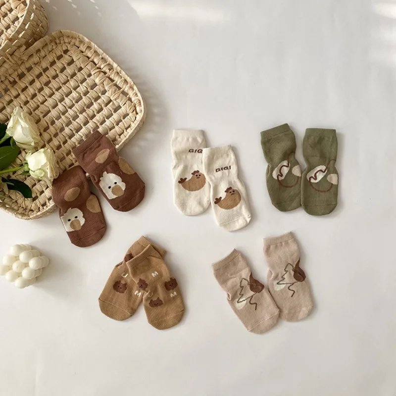 Новинка 2023, осенне-зимние махровые утепленные носки для пола, Симпатичные нескользящие носки для малышей, домашние носки для новорожденных девочек
Новинка 2023, осенне-зимние махровые утепленные носки для пола, Симпатичные нескользящие носки для малышей, домашние носки для новорожденных девочек