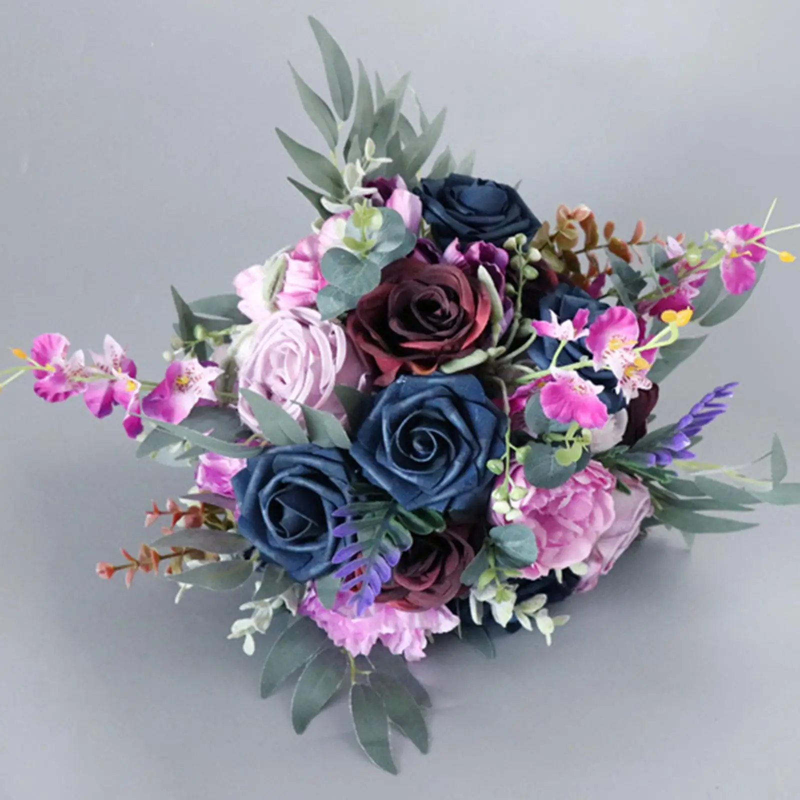 Bridal Wedding Holding Bouquets Romantic Silk Roses Artificial Flowers for Photo Props Dance
Bridal Wedding Holding Bouquets Romantic Silk Roses Artificial Flowers for Photo Props Dance
