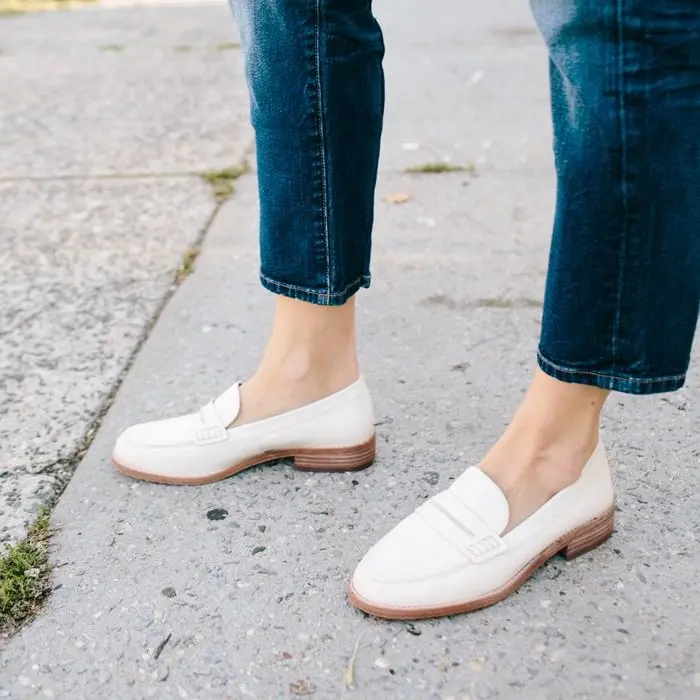 2023 New Flat Shoes Handmade, customize famous brand White Round Toe Vintage Flat Loafers for Women US Size 3-15
2023 New Flat Shoes Handmade, customize famous brand White Round Toe Vintage Flat Loafers for Women US Size 3-15