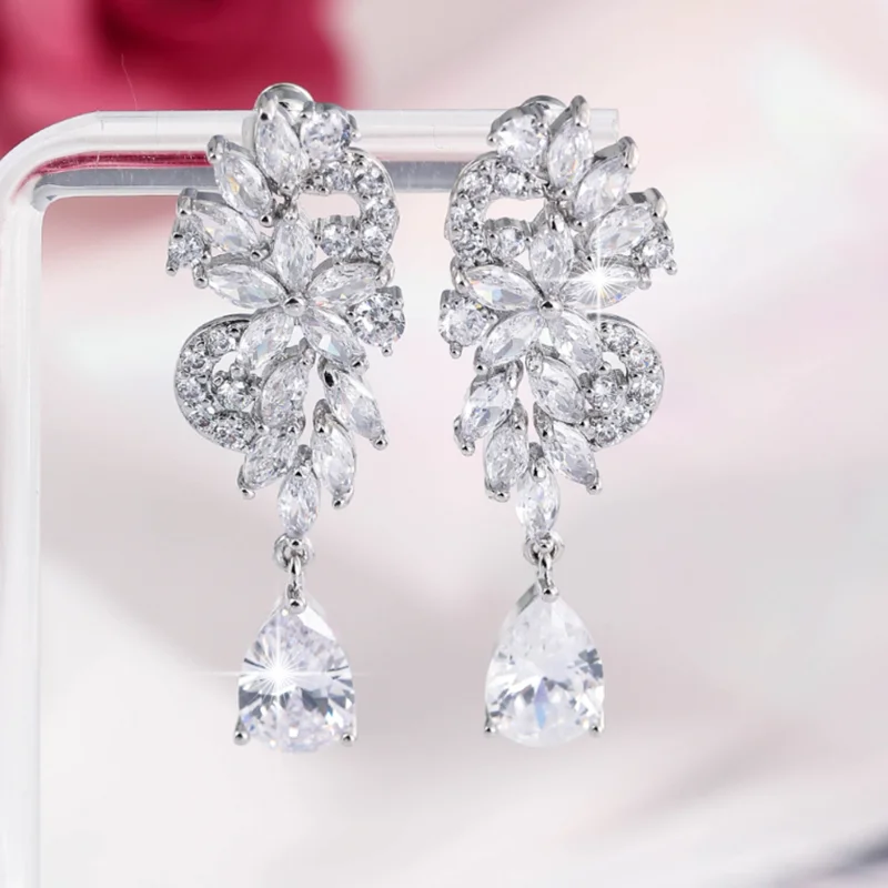 Bohemian Style Luxury White Gold Drop Earrings Abstract Art Flower Women's Dinner Jewelry Accessories CZ Crystal Free Shipping
Bohemian Style Luxury White Gold Drop Earrings Abstract Art Flower Women's Dinner Jewelry Accessories CZ Crystal Free Shipping