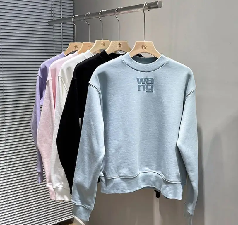 Fashion Classic Trendy Luxury Designer Cloth Round Neck Casual Long Sleeve Sweater Suit Women's Plush Multicolor Sports Suit
Fashion Classic Trendy Luxury Designer Cloth Round Neck Casual Long Sleeve Sweater Suit Women's Plush Multicolor Sports Suit