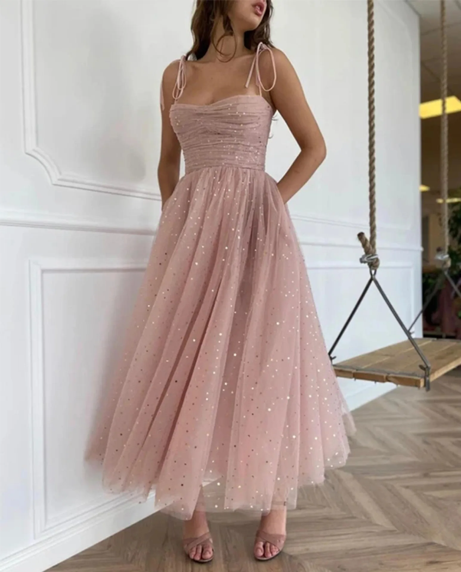 CFED-074 2022Y New Arrivlal Sweet Tulle Princess Dress Sequined Lace-up Evening Dress Ruffle Slim Fit Women Party Dress
CFED-074 2022Y New Arrivlal Sweet Tulle Princess Dress Sequined Lace-up Evening Dress Ruffle Slim Fit Women Party Dress