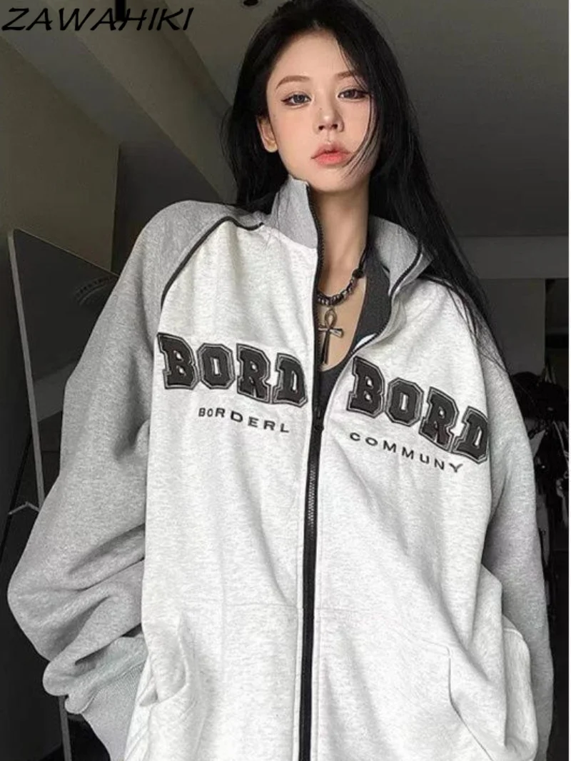 Женская винтажная толстовка на молнии, с воротником-стойкой и надписью
Женская винтажная толстовка на молнии, с воротником-стойкой и надписью