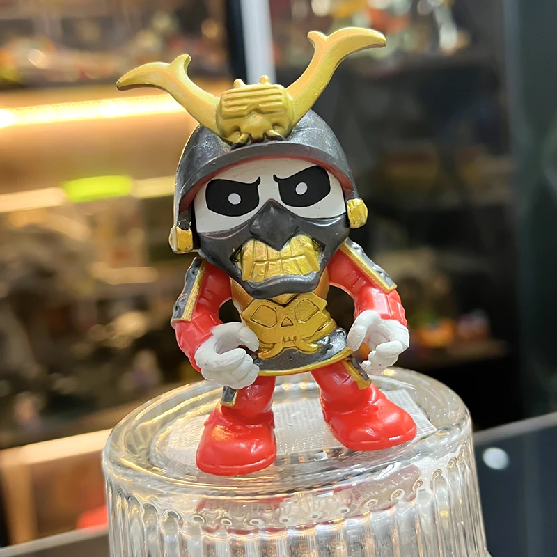 LPS DOGS 1Pcs Treasure X Aliens Action Gold warrior Skull Translucent Assembly Figures Toys Model For Boy&Gril Gift Y2023053102
LPS DOGS 1Pcs Treasure X Aliens Action Gold warrior Skull Translucent Assembly Figures Toys Model For Boy&Gril Gift Y2023053102