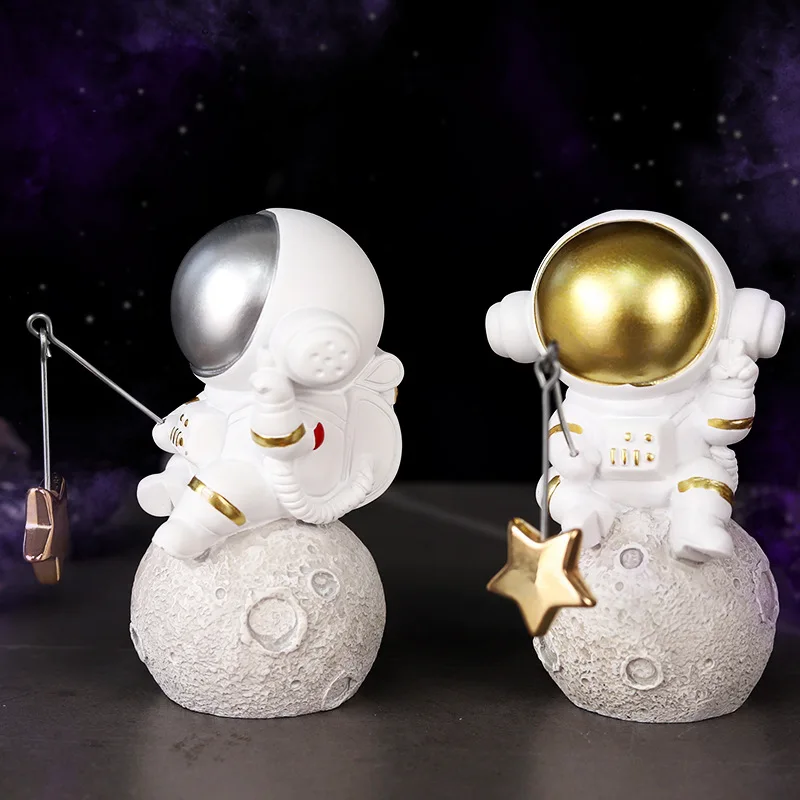 2022 Fishing Stars Small Astronaut Ornaments Modern Home Wine Cabinet Decoration Astronaut Hand-Made Tiger Car Vehicle Ornaments
2022 Fishing Stars Small Astronaut Ornaments Modern Home Wine Cabinet Decoration Astronaut Hand-Made Tiger Car Vehicle Ornaments