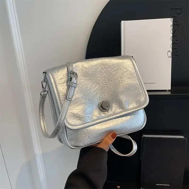 Designer Silver Luxury Shoulder Flap Bag 2023 Crossbody Women Y2K Leather For Handbags Bags Korean Trend Ladies Fashion
Designer Silver Luxury Shoulder Flap Bag 2023 Crossbody Women Y2K Leather For Handbags Bags Korean Trend Ladies Fashion