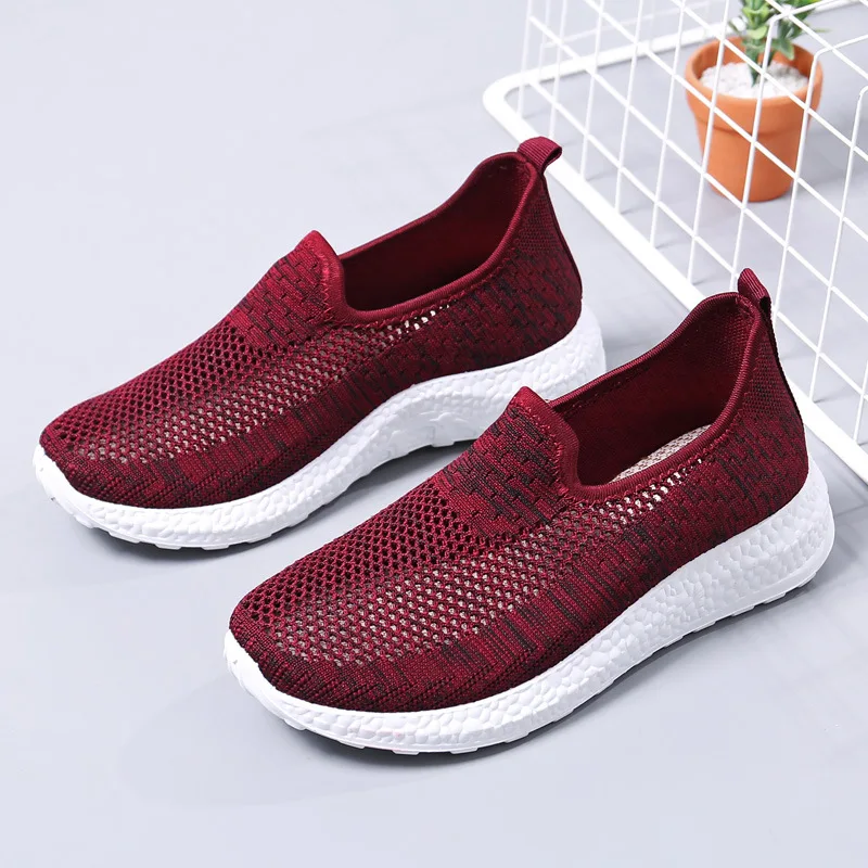Shoes Women's 2022 Summer New Breathable Mesh Mother Shoes Non-slip Wear-resistant Casual Shoes Women's Fashion All-match
Shoes Women's 2022 Summer New Breathable Mesh Mother Shoes Non-slip Wear-resistant Casual Shoes Women's Fashion All-match