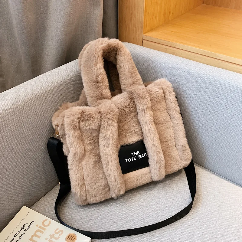 New Large-Capacity Plush Brand Letter Printing Versatile Western-Style High-Quality Texture Women Shoulder Crossbody Tote Bag
New Large-Capacity Plush Brand Letter Printing Versatile Western-Style High-Quality Texture Women Shoulder Crossbody Tote Bag