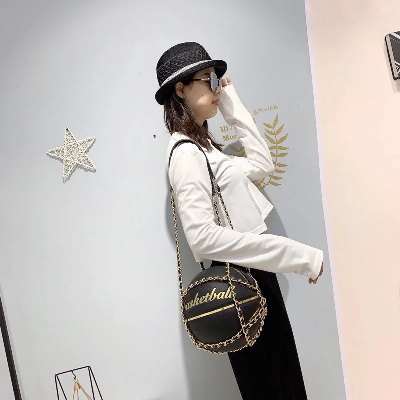 Round Female Bag Basketball purse Luggage Chain Shoulder bag for women Package Purses and Handbags luxury designer 2021 trend
Round Female Bag Basketball purse Luggage Chain Shoulder bag for women Package Purses and Handbags luxury designer 2021 trend