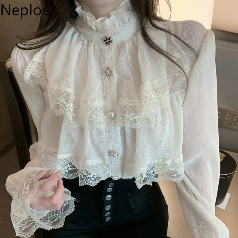 Fashion Korean White Blouse Women Blusas Stand Neck Chiffon Shirts Long Sleeve Ruffles Lace Blouses Vintage Elegant Femme Tops
Fashion Korean White Blouse Women Blusas Stand Neck Chiffon Shirts Long Sleeve Ruffles Lace Blouses Vintage Elegant Femme Tops