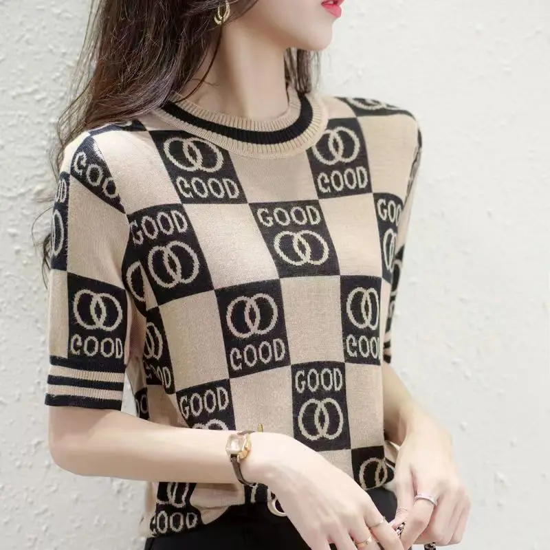 Women's T-Shirt 100% Cotton Summer New Round Neck Thin Section Versatile Pullover Knitting Exquisite Simple Casual Short Sleeves
Women's T-Shirt 100% Cotton Summer New Round Neck Thin Section Versatile Pullover Knitting Exquisite Simple Casual Short Sleeves