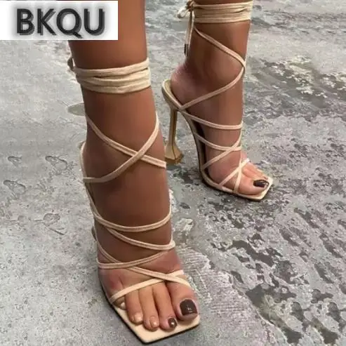2022 summer new women's high heels sexy fashion square toe open toe ankle strap sandals stilettos
2022 summer new women's high heels sexy fashion square toe open toe ankle strap sandals stilettos
