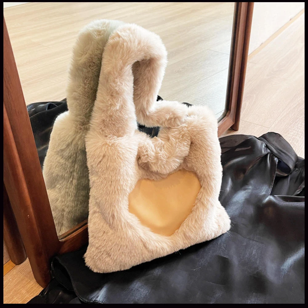 Faux Fur Crossbody Shoulder Bag Ladies Brand Designer Winter Handbag Fluffy Plush Sqaure Purse Elegant Women's Tote Bucket Bag
Faux Fur Crossbody Shoulder Bag Ladies Brand Designer Winter Handbag Fluffy Plush Sqaure Purse Elegant Women's Tote Bucket Bag