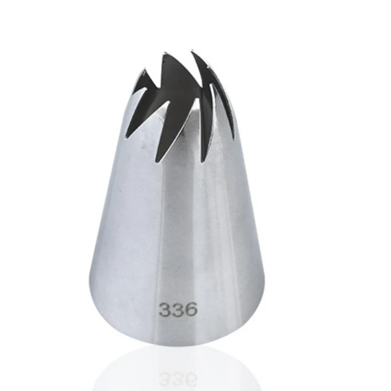 Stainless Steel Piping Nozzle Rose Pastry Cream Squeezing Cake Baking Tool Cozinha Utensilios Cupcake Head Desserts Patisserie 
Stainless Steel Piping Nozzle Rose Pastry Cream Squeezing Cake Baking Tool Cozinha Utensilios Cupcake Head Desserts Patisserie