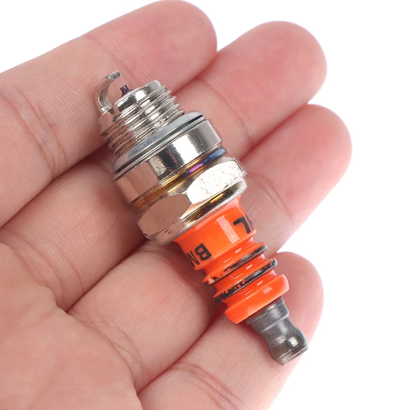1PC New BM6A Spark Plug Glow Plug Standard Spark Plug for Chainsaw Lawn Strimmer
1PC New BM6A Spark Plug Glow Plug Standard Spark Plug for Chainsaw Lawn Strimmer