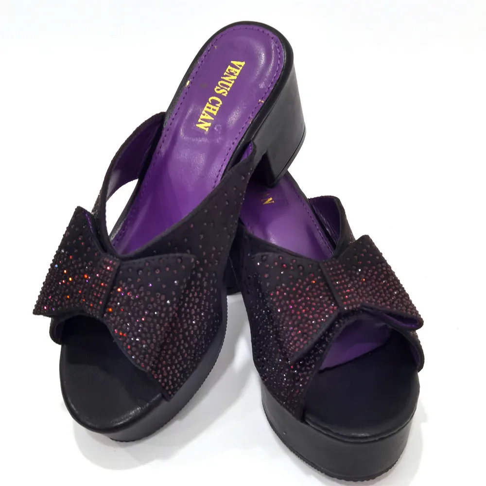 Luxury Designer 2022 Women Fashion Flower Open New Pumps Wedding Shoes for Women Bride Rhinestone African Party Women Pumps
Luxury Designer 2022 Women Fashion Flower Open New Pumps Wedding Shoes for Women Bride Rhinestone African Party Women Pumps