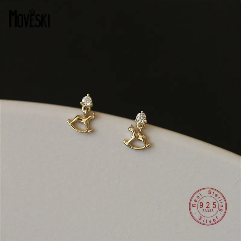 MOVESKI 925 Sterling Silver Korean Zircon Trojan is Playful and Cute Stud Earrings Women Simple Creative Jewelry
MOVESKI 925 Sterling Silver Korean Zircon Trojan is Playful and Cute Stud Earrings Women Simple Creative Jewelry