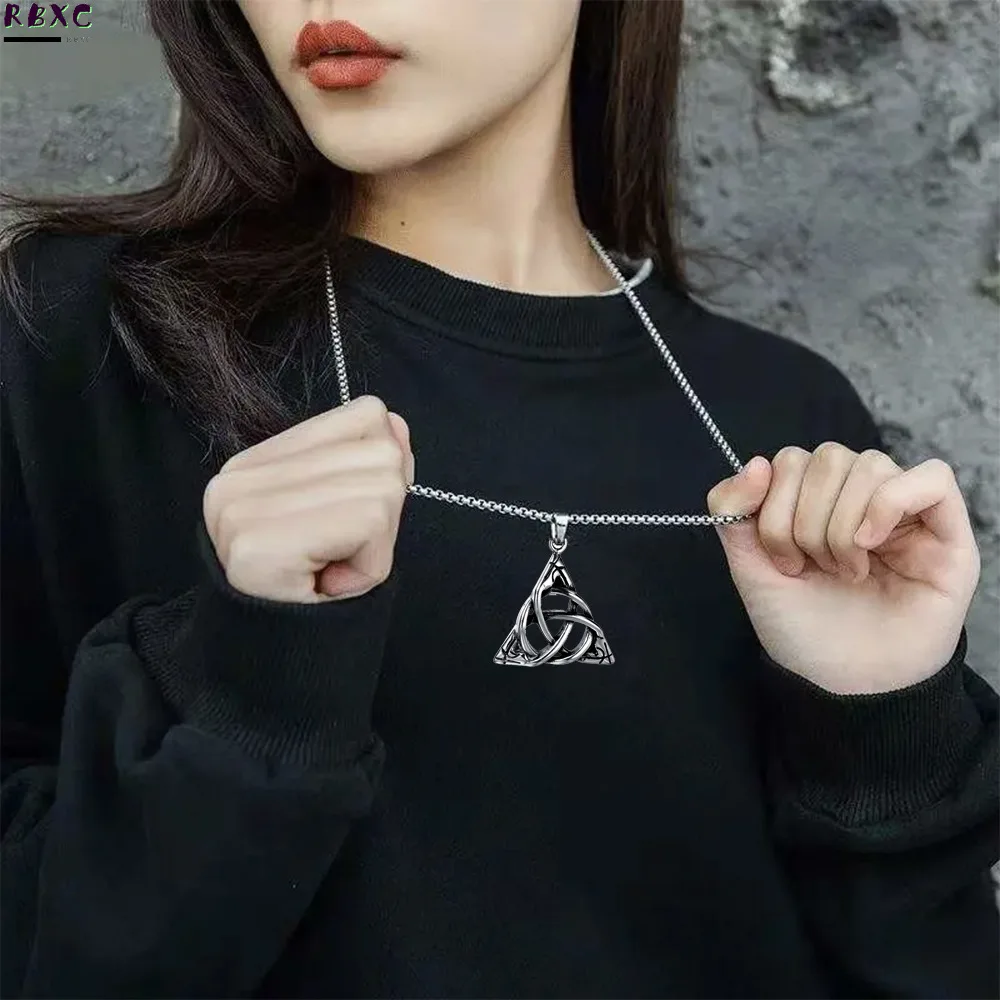 Rbxc Lovers Fashion Sweater Chain Necklace Men and Women Fashion Ins Niche Design Titanium Steel Non Fading Long Sweater Chain
Rbxc Lovers Fashion Sweater Chain Necklace Men and Women Fashion Ins Niche Design Titanium Steel Non Fading Long Sweater Chain
