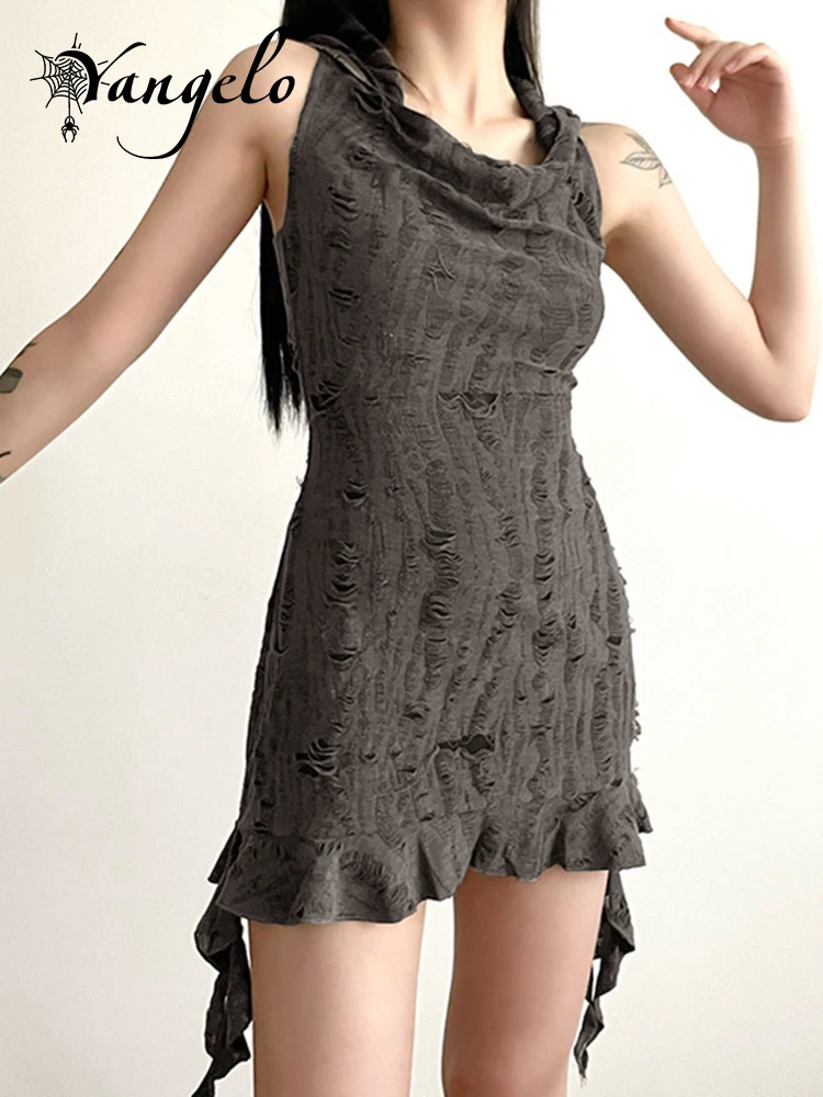 Женское платье без рукавов с капюшоном, с завышенной талией 
Женское платье без рукавов с капюшоном, с завышенной талией