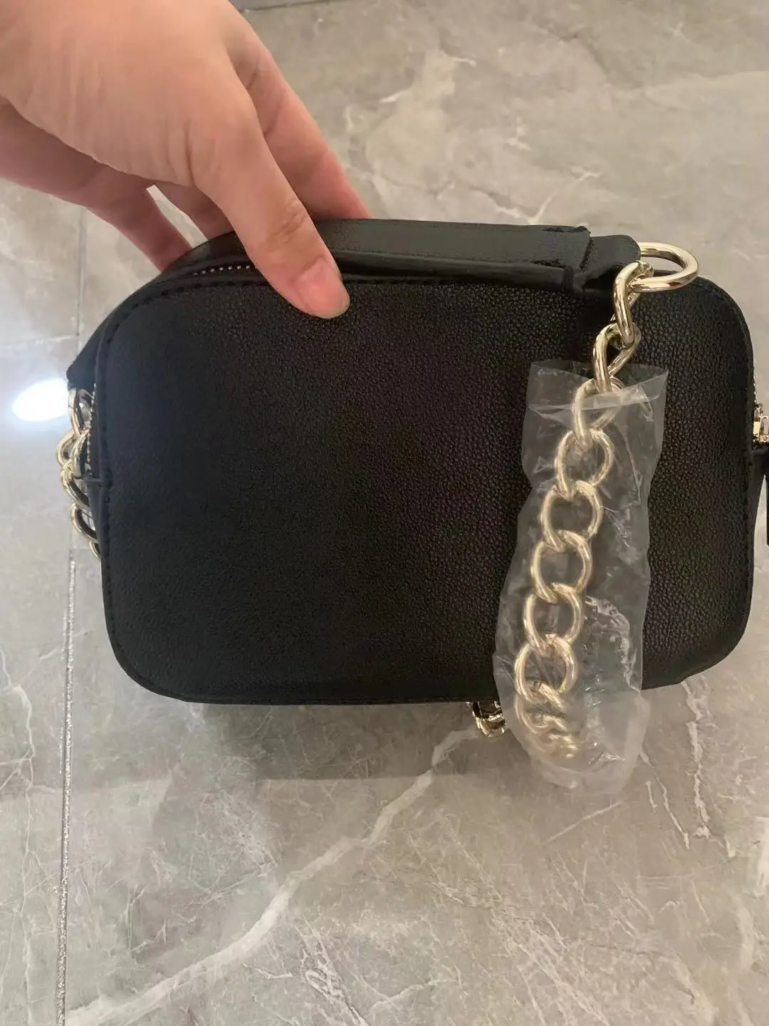 2022 New Popular Retro Stylish Good Texture Shoulder Messenger Bag
2022 New Popular Retro Stylish Good Texture Shoulder Messenger Bag